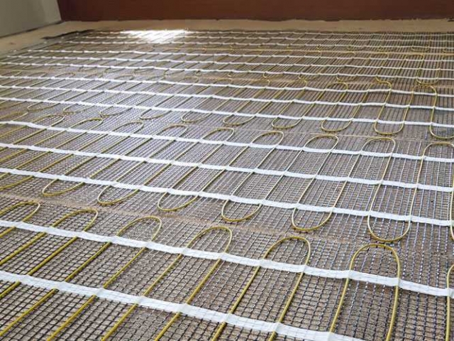 under tile electric floor heating mat